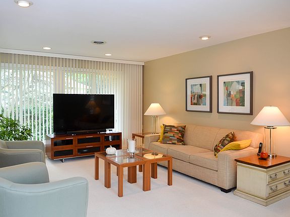 5th image of 4275 Orchard Hill Dr