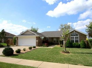 730 Tyler St, Centerton, AR 72719