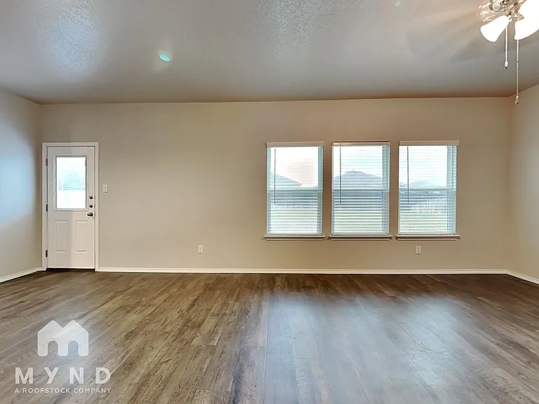 7535 Rose Robin Run Ct — Photo 6