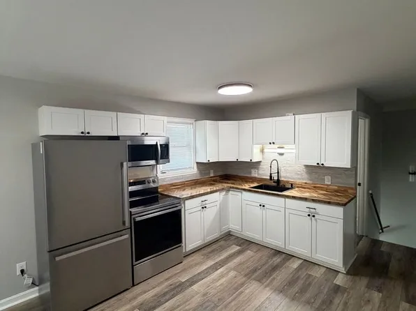 44 Sheldon, 44 Sheldon St APT 6, Farmingdale, ME 04344