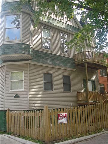 1st image of 3125 N Paulina St APT 2R
