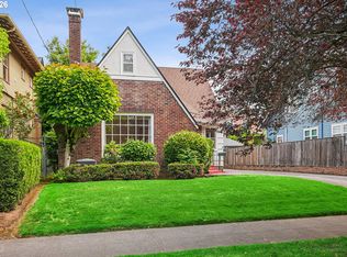 5809 SE Taylor St, Portland, OR 97215