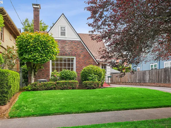 5809 SE Taylor St, Portland, OR 97215