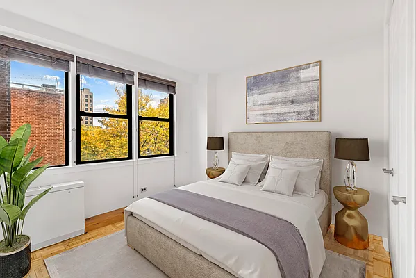 Sold by Compass | media 2