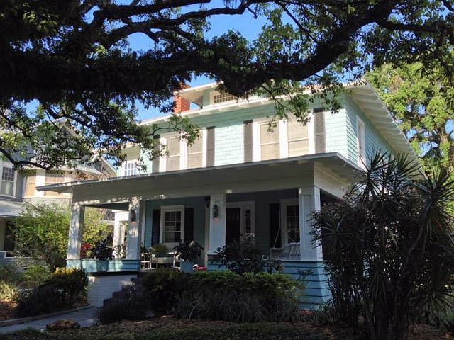 2nd image of 718 S Willow Ave