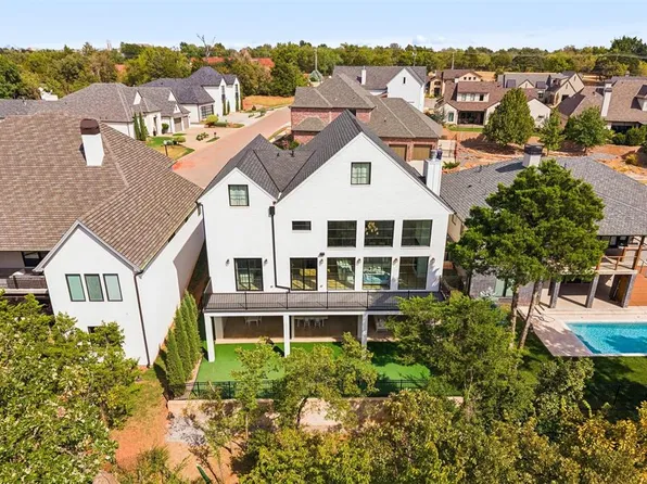 13425 Creek Pointe Ln, Oklahoma City, OK 73131