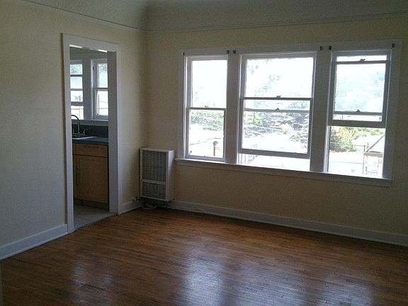3rd image of 1508 Micheltorena St APT 9