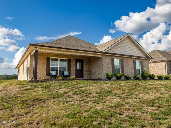 1707 Millstone Dr, Maryville, TN 37803