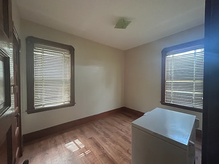 33 Sidney St #2 — Photo 12