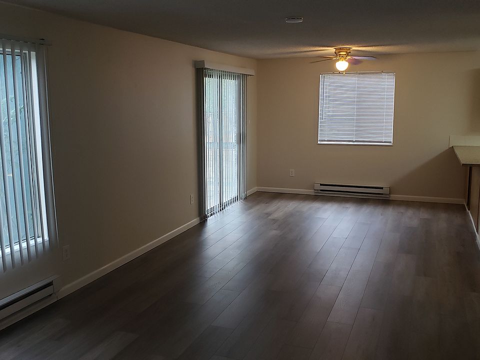 1st image of 1105 Portland Ave APT L