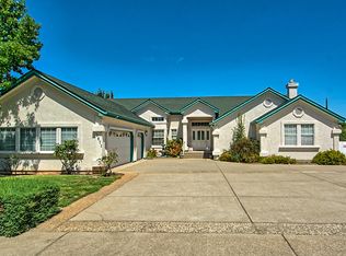 3671 Fairoaks Ct, Redding, CA 96001