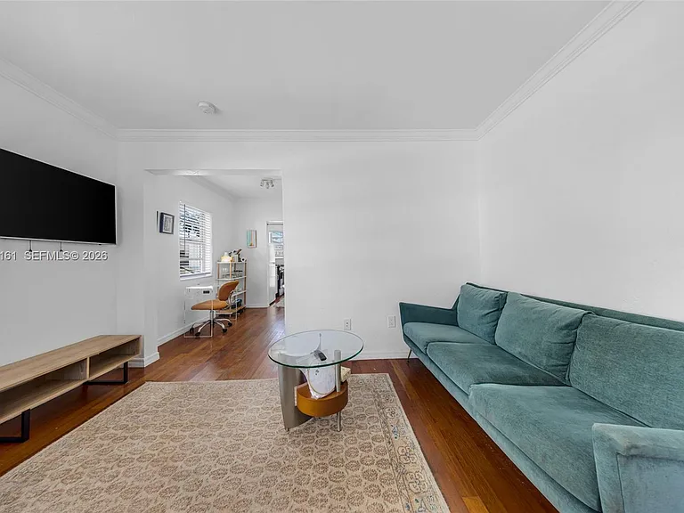901 Meridian Ave #207 — Photo 4
