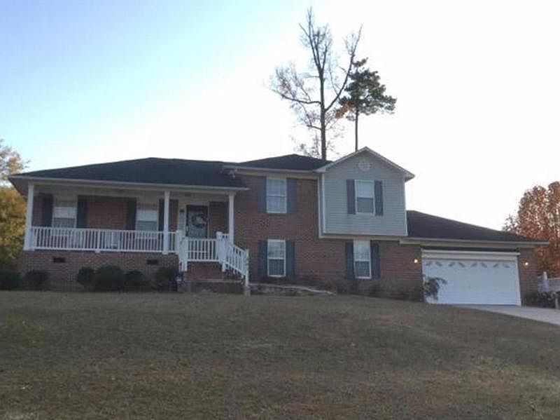 1st image of 341 Peterson Pl