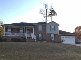 341 Peterson Pl, Fayetteville, NC 28301