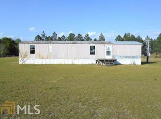 883 Max Deen Dr, Baxley, GA 31513