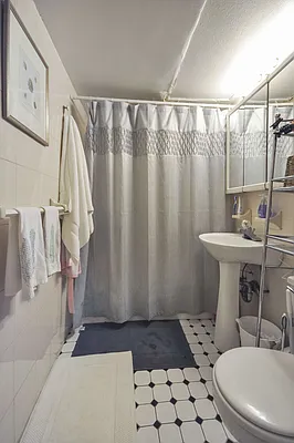 Rented by Compass | media 19