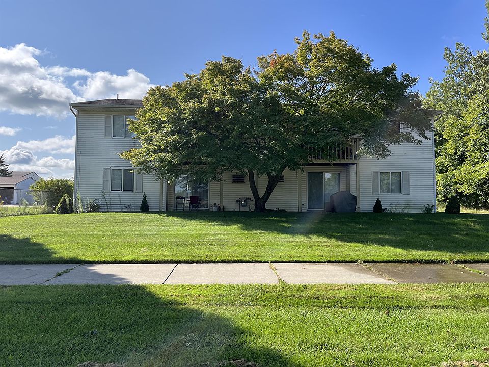 1st image of 378 Stratford Way APT 2