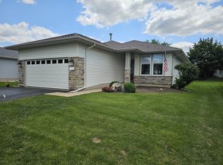 12977 Wisconsin Cir, Huntley, IL 60142