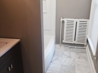 815 W 4th St APT 2, Red Wing, MN 55066