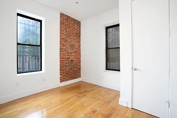 Rented by Compass | media 4