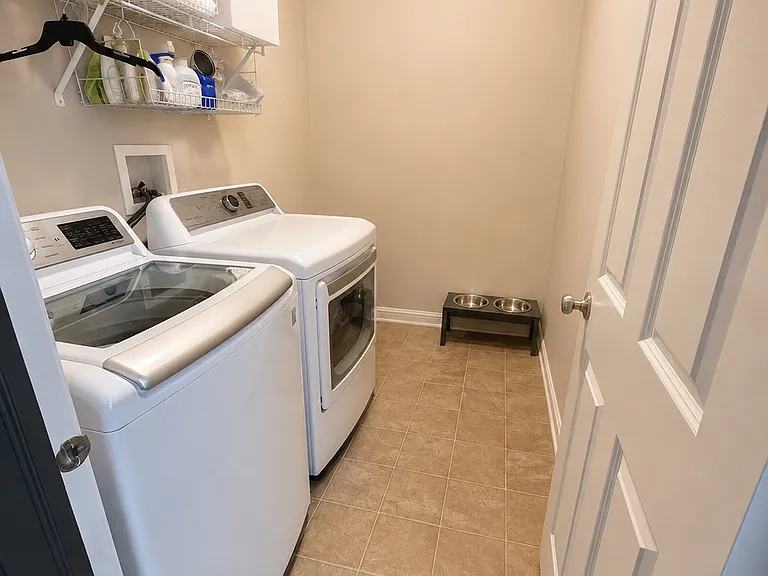 615 Mansfield Way — Photo 12