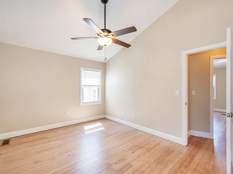 302 Springfield Ave — Photo 17