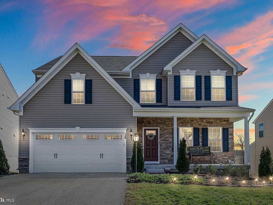1st image of 38 Bayside Dr