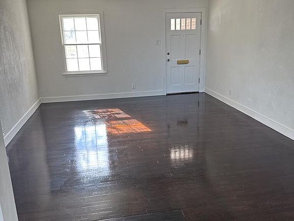 2nd image of 1502 W Kentucky Ave