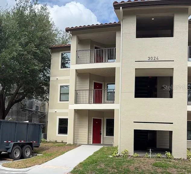 3024 Parkway Blvd #201 — Photo 1