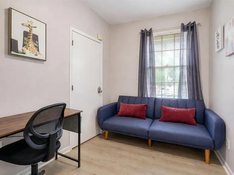 501 S Magnolia Ave #4 — Photo 9