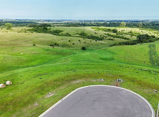 1500 W Karna Cir, Brandon, SD 57005