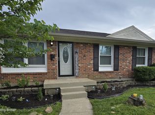 3914 Altair Ln, Louisville, KY 40219