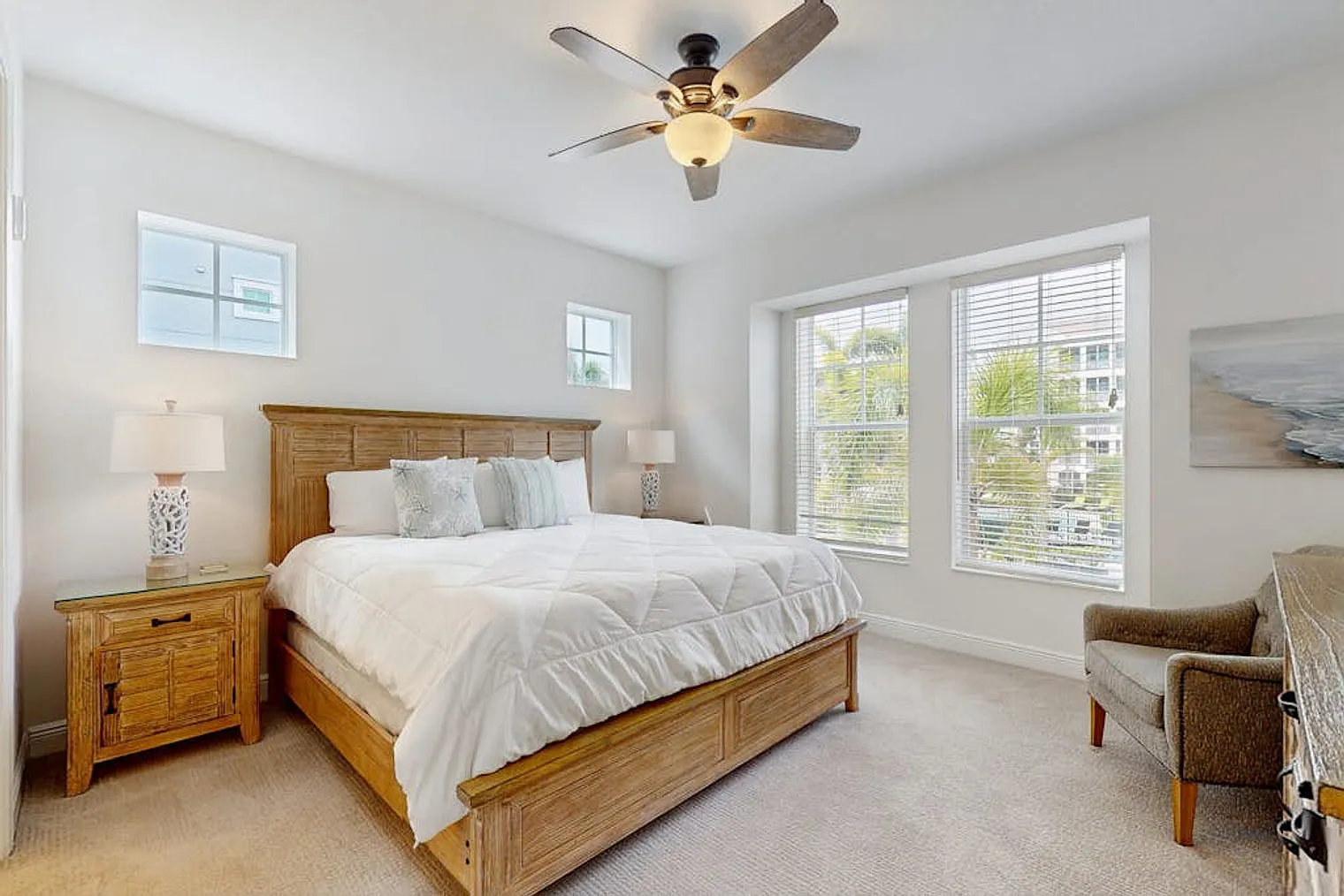 2 bed, 2.0 bath, 1453 sqft, $3,240 — Photo 4