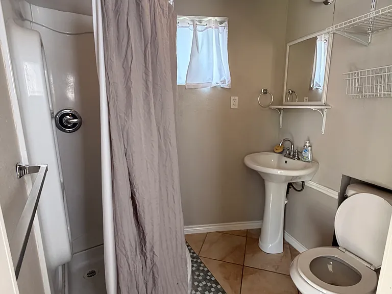 Cloudmont Dr — Photo 6