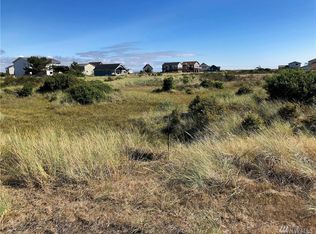 435 S Portal Loop SW, Ocean Shores, WA 98569
