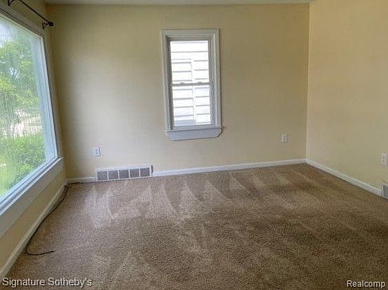 2nd image of 26638 Lenox Ave