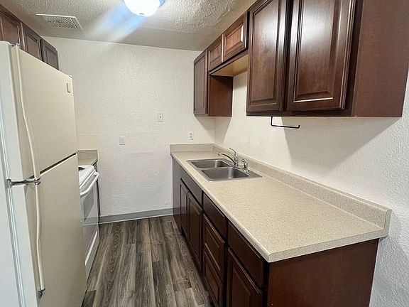 5th image of 7865 Valley Rd NE #9659800CB