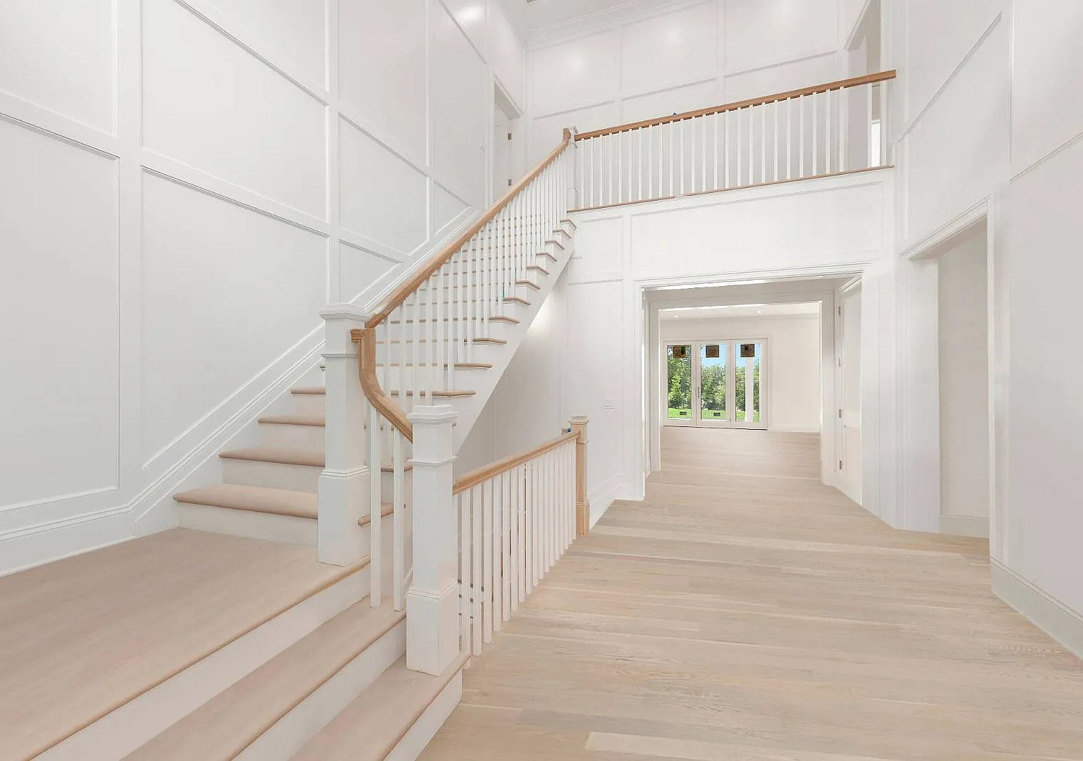 New Construction Southampton — Photo 2