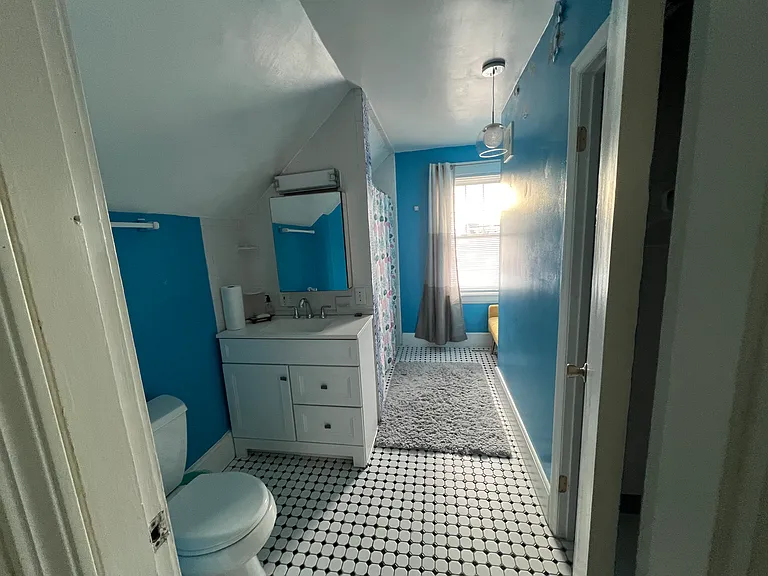 84 River St #R — Photo 4
