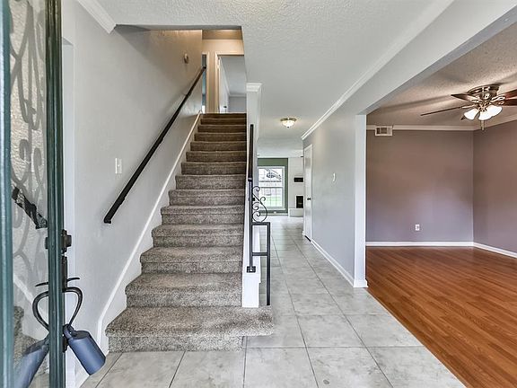 4th image of 10014 Golden Meadow Dr