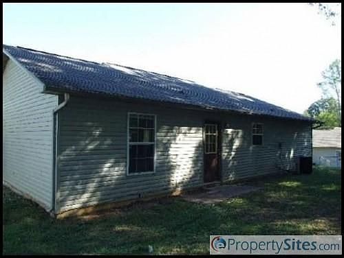 4th image of 4515 Clifton Ln