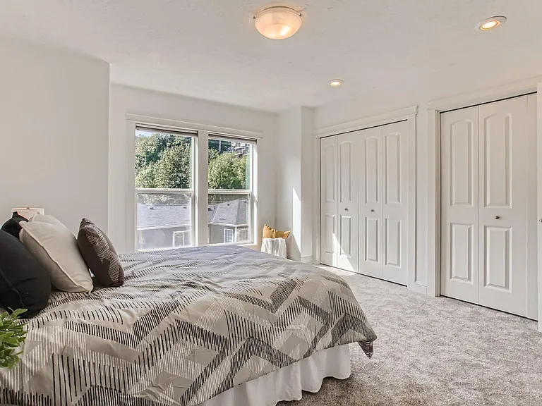 4734 SW View Point Ter — Photo 24
