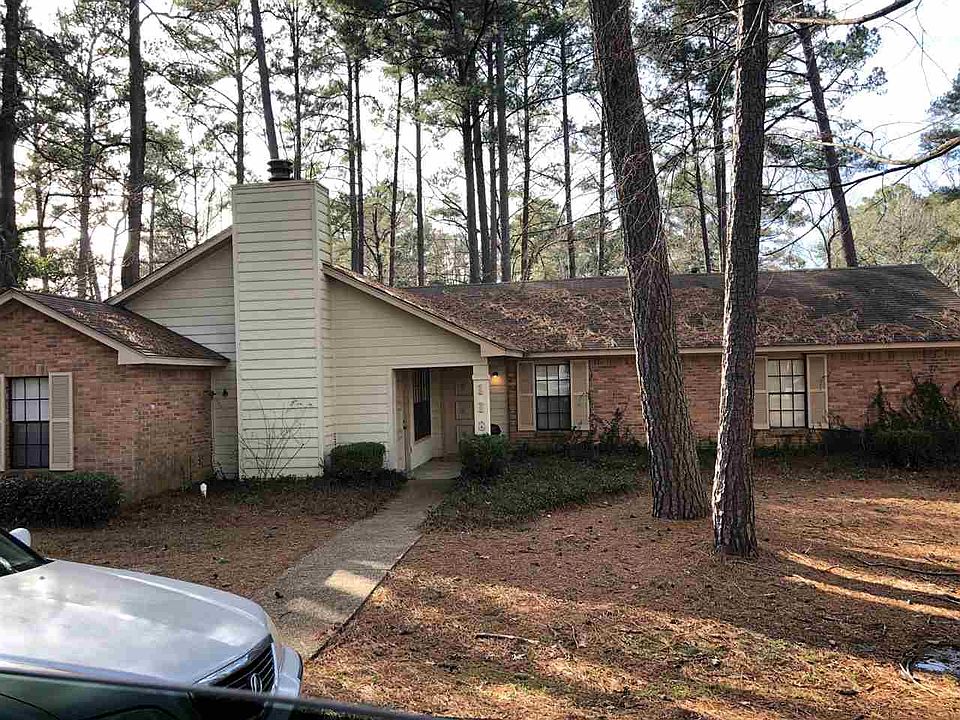 1st image of 118A Fairfax Cir