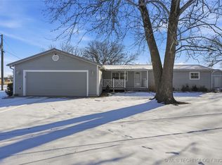9890 Dentonville Rd, Okmulgee, OK 74447
