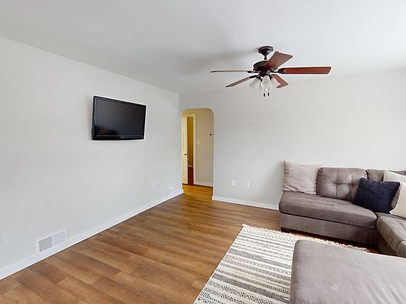 4th image of 1708 Fairview Dr