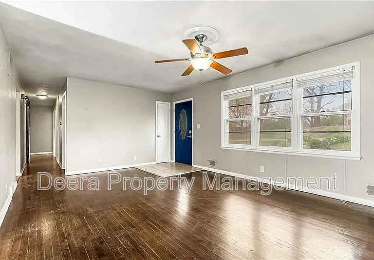 1305 Craig Dr — Photo 6