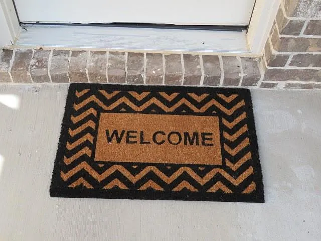 3 bed, 2.0 bath, 1311 sqft, $1,800 — Photo 4