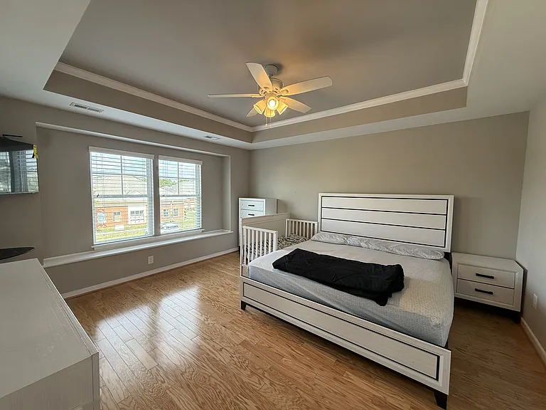 8049 Ellendale Dr #1 — Photo 15