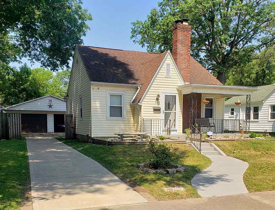 1st image of 915 Barton Ave