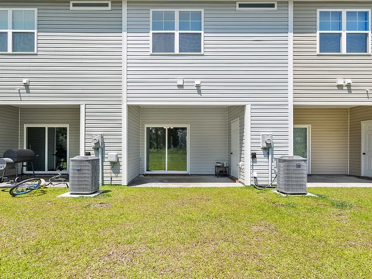 204 Alexa Pl — Photo 29
